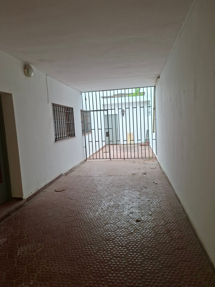 B° ROSEDAL: ALQUILO AMPLIA CASA DE 3 DORMITORIOS + DEPTO INTERNO DE 1 DORMITORIO