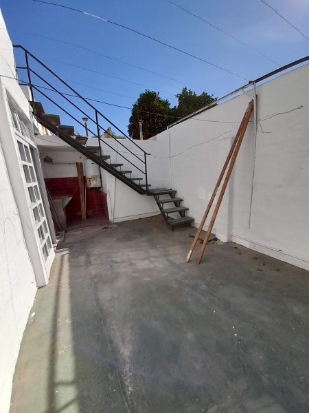 B° ROSEDAL: ALQUILO CASA DE 3 DORMITORIOS CON GARAJE