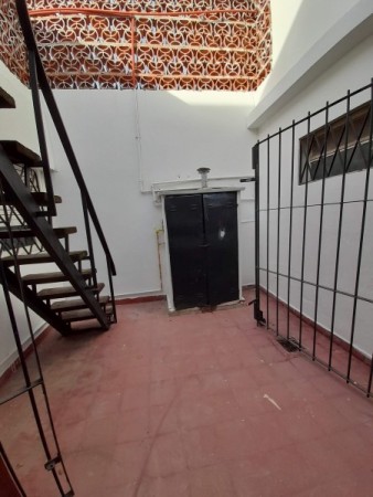 Bo ROSEDAL: ALQUILO CASA DE 3 DORMIORIOS CON 2 BAÑOS Y COCHERA
