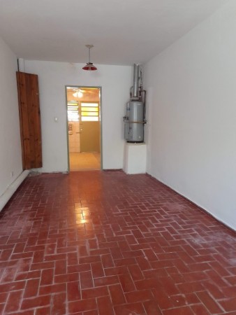 Bo COLINAS V. SARSFIELD: ALQUILO HERMOSA CASA DE 3 DORMITORIOS, CON DEPTO INTERNO DE 1 DORMITORIO (IDEAL GERIATRICO O CONSULTORIOS)