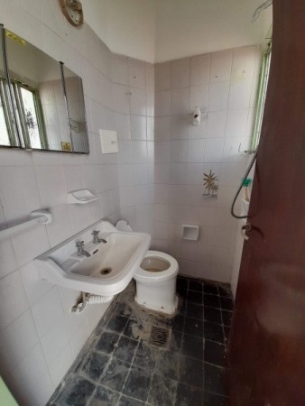 Bo COLINAS V. SARSFIELD: ALQUILO HERMOSA CASA DE 3 DORMITORIOS, CON DEPTO INTERNO DE 1 DORMITORIO (IDEAL GERIATRICO O CONSULTORIOS)