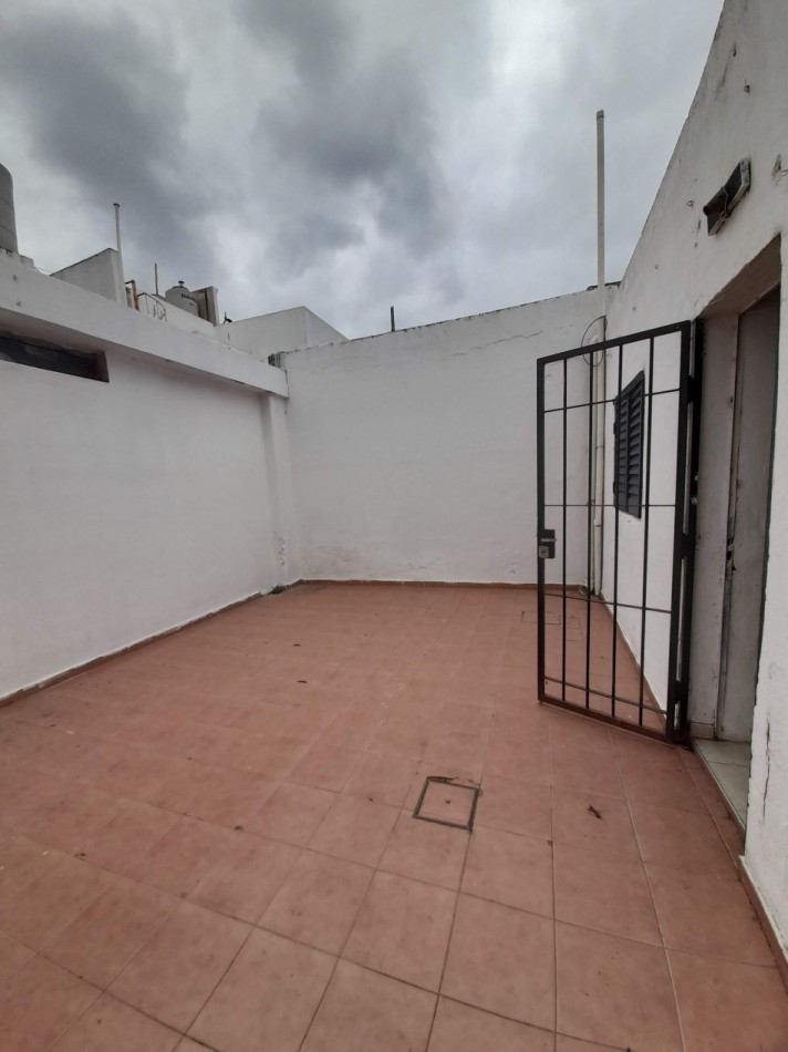 B° VILLA ADELA : ALQUILO DEPTO INTERNO DE 1 DORMITORIO (SIN GAS NATURAL)