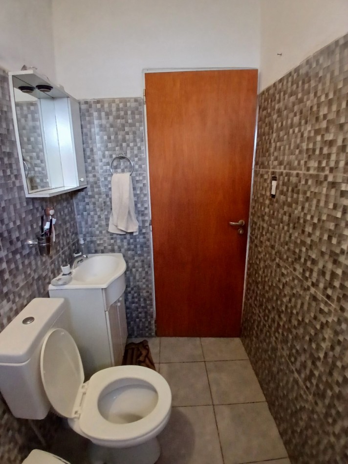 VILLA DEL PRADO: APTO CREDITO IAF/ BANCO NACION VENDO HERMOSA CASA DE 2 DORMITORIOS