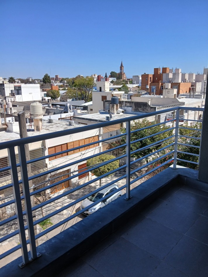 B° ALTO ALBERDI: ALQUILO AMPLIO DEPARTAMENTO DE 1 DORMITORIO "A ESTRENAR"