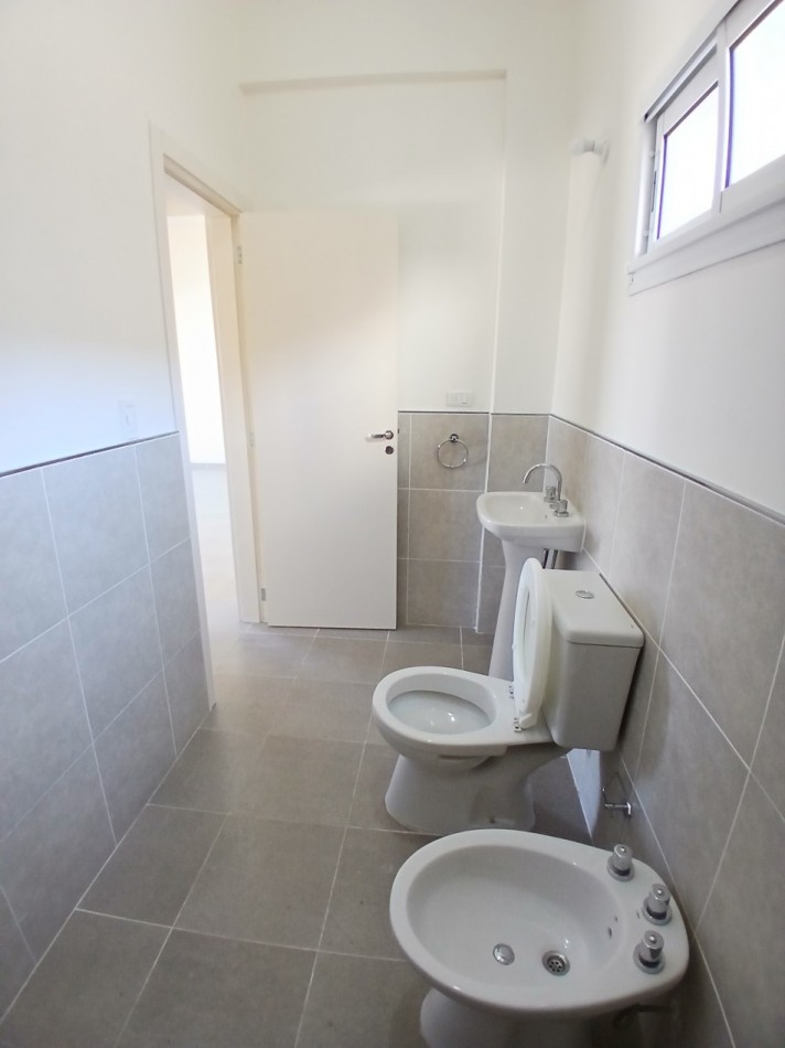 B° ALTO ALBERDI: ALQUILO AMPLIO DEPARTAMENTO DE 1 DORMITORIO "A ESTRENAR"
