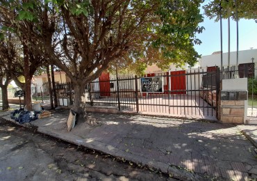B° LOS NARANJOS: ALQUILO HERMOSO DUPLEX DE 2 DORMITORIOS, CON PATIO (NO TIENE COCHERA)