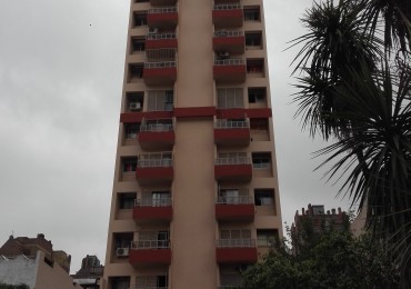 CENTRO: ALQUILO AMPLIO DEPTO DE 1 DORMITORIO A METROS DE CAÑADA